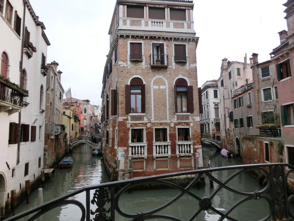 Ca' Delle Maschere Venecia Exterior foto